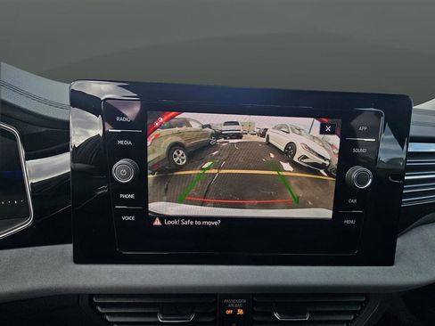 New 2026 Volkswagen Jetta SE FWD image 30