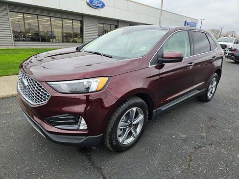 Used 2023 Ford Edge SEL w/ Convenience Package AWD/4WD image 2