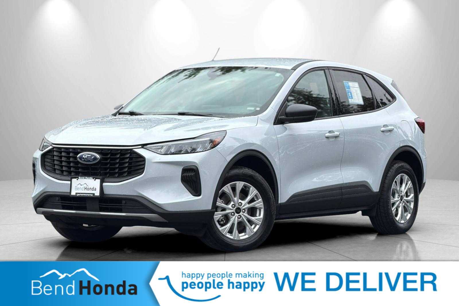 Used 2025 Ford Escape Active AWD/4WD image 1