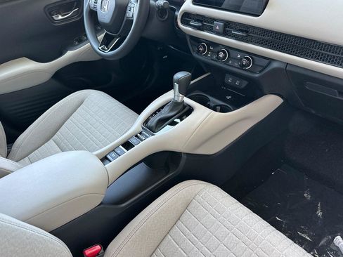 New 2026 Honda HR-V LX image 17