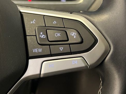 Used 2022 Volkswagen Tiguan SE FWD image 20