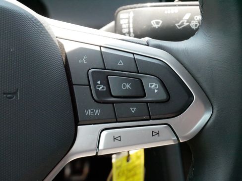 Certified 2025 Volkswagen Jetta Sport FWD image 25