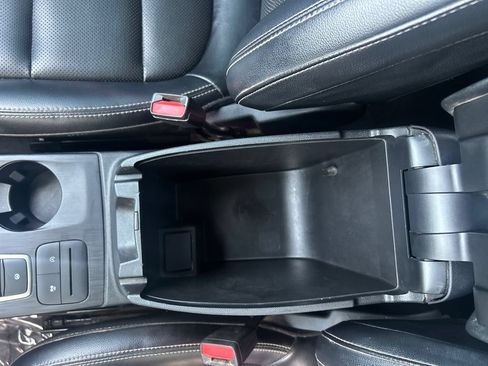 Used 2022 Ford Escape SEL FWD image 29