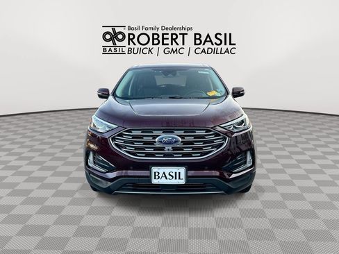 Used 2023 Ford Edge Titanium w/ Equipment Group 301A AWD/4WD image 3