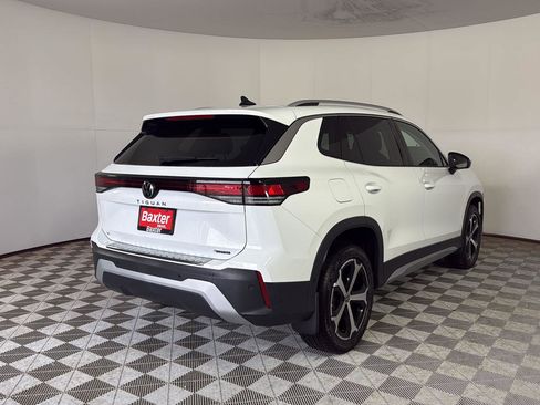 New 2026 Volkswagen Tiguan SE AWD/4WD image 2