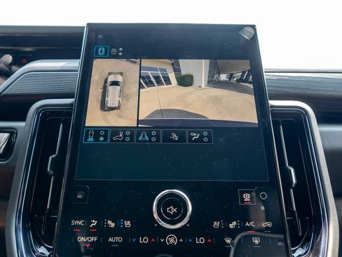 New 2026 GMC Yukon AT4 Ultimate AWD/4WD image 29