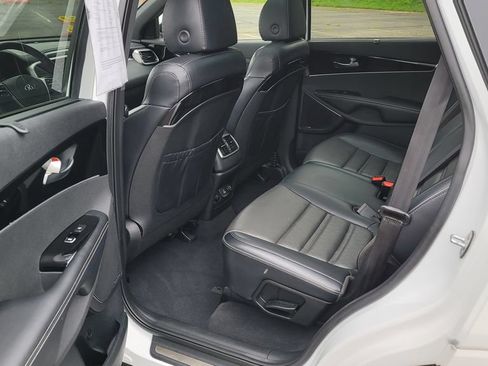 Used 2019 Kia Sorento SX AWD/4WD image 26
