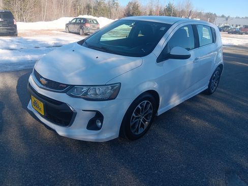 Used 2017 Chevrolet Sonic LT image 1