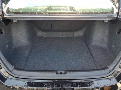 Used 2018 Honda Accord Sport image 18