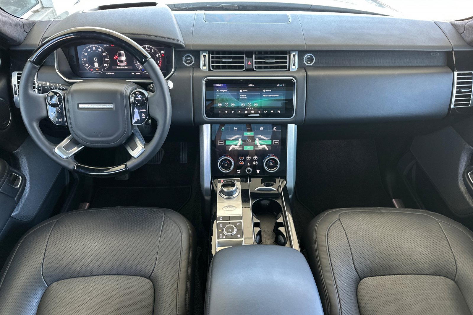 Used 2020 Land Rover Range Rover Long Wheelbase HSE AWD/4WD image 16