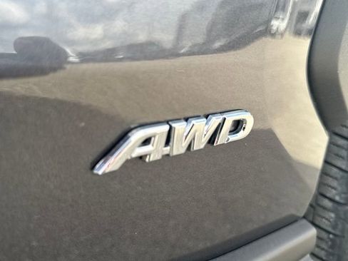 Used 2025 Toyota RAV4 XLE image 9