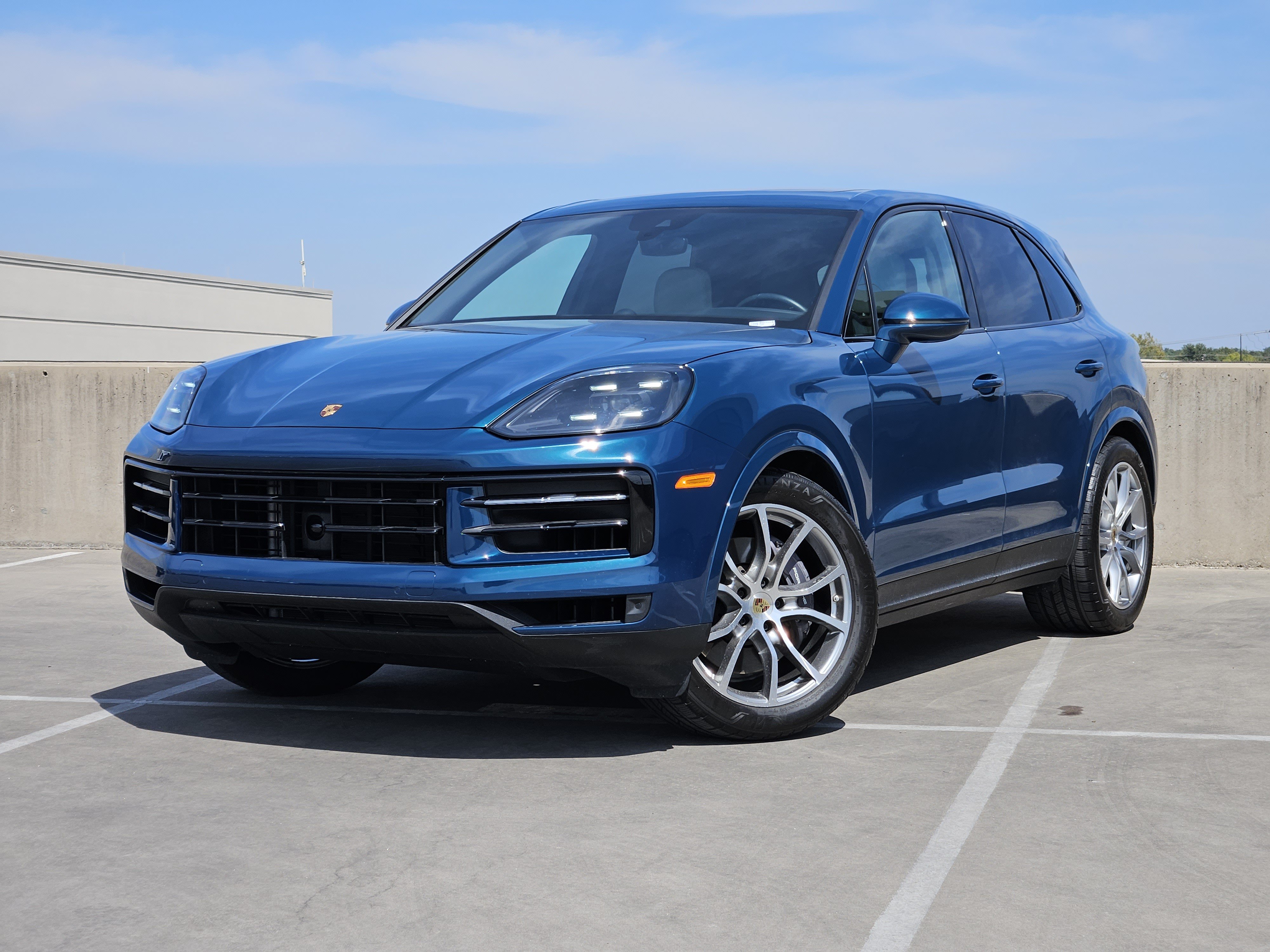 Certified 2024 Porsche Cayenne AWD/4WD image 1