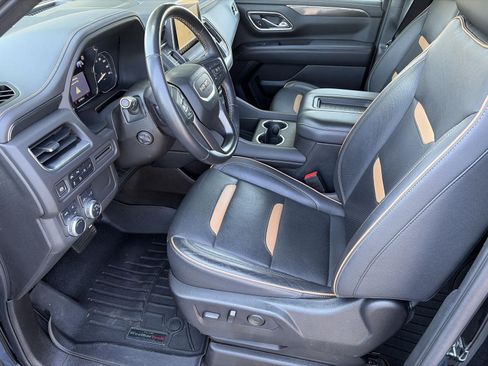 Used 2021 GMC Yukon AT4 w/ Rear Media and Nav Package AWD/4WD image 9