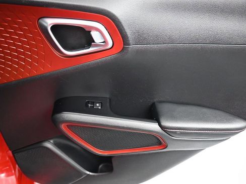 Used 2020 Kia Soul GT-Line Turbo FWD image 38