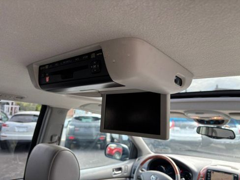 Used 2007 Toyota Sienna XLE Limited image 14