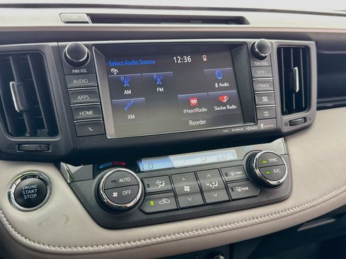 Used 2016 Toyota RAV4 XLE w/ Convenience Package AWD/4WD image 16