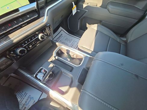 New 2026 Chevrolet Silverado 1500 LTZ w/ Z71 Off-Road Package image 21