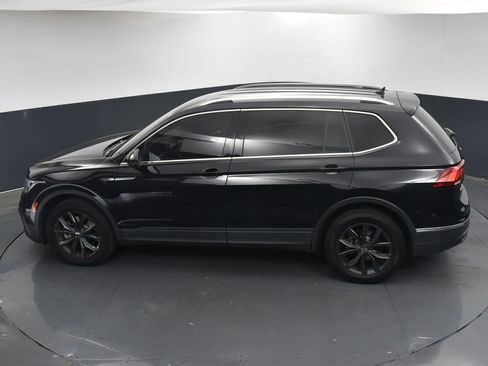 Used 2022 Volkswagen Tiguan SE image 23