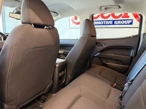 Used 2019 Chevrolet Colorado LT w/ LT Convenience Package RWD image 15