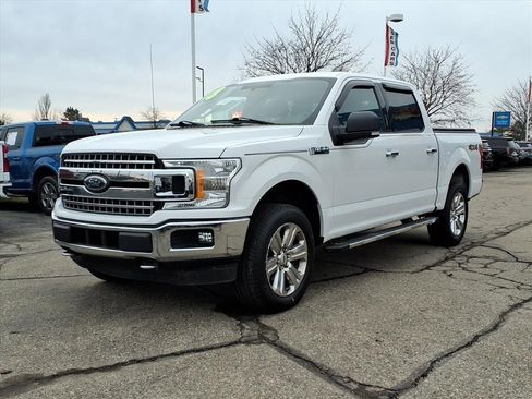 Used 2018 Ford F150 XLT w/ Equipment Group 302A Luxury image 3