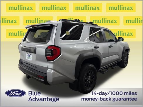 Used 2025 Toyota 4Runner SR5 image 3