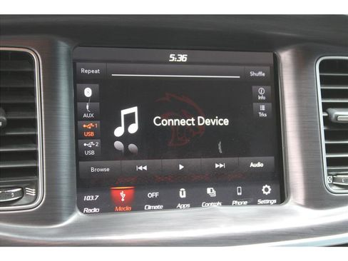 Used 2018 Dodge Charger SXT RWD image 22