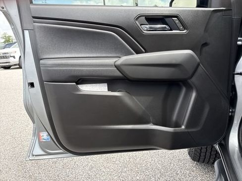 Used 2024 GMC Canyon Elevation w/ Convenience Package AWD/4WD image 35