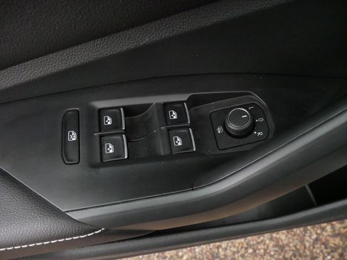 Certified 2024 Volkswagen Jetta SEL image 19