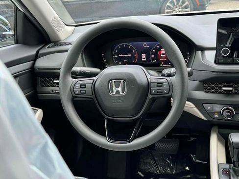 New 2025 Honda Accord SE image 33