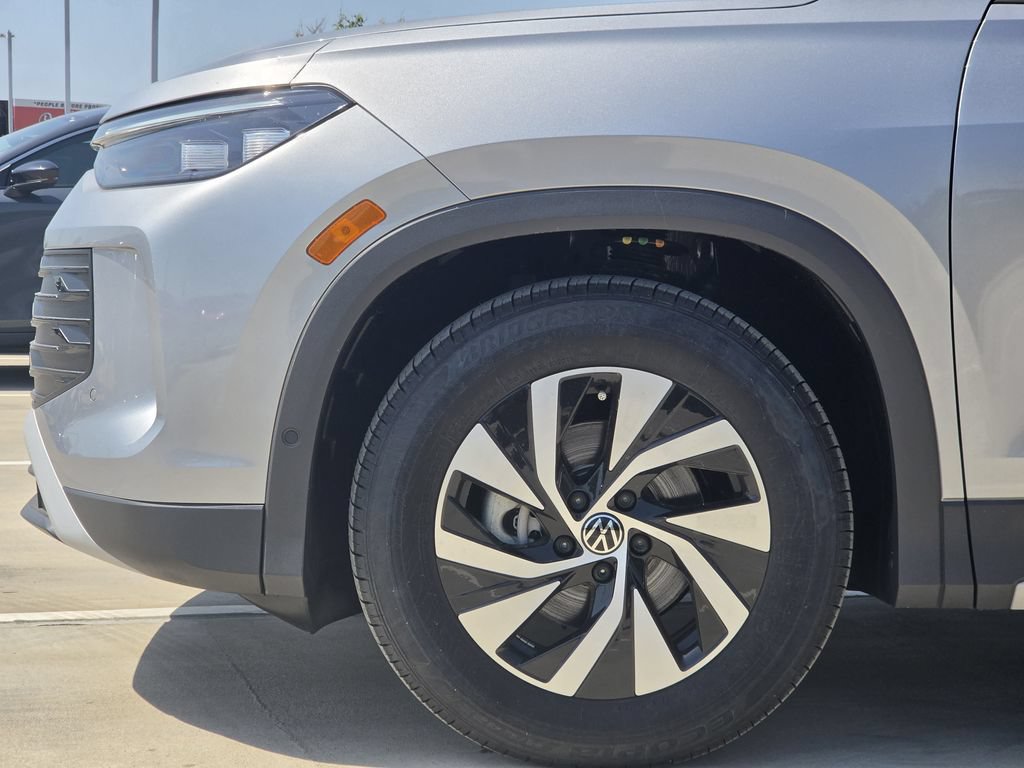 New 2026 Volkswagen Tiguan S FWD image 7