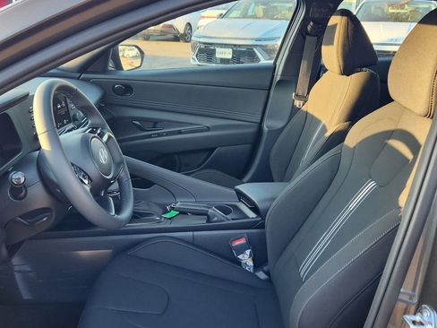 New 2026 Hyundai Elantra Sport image 10