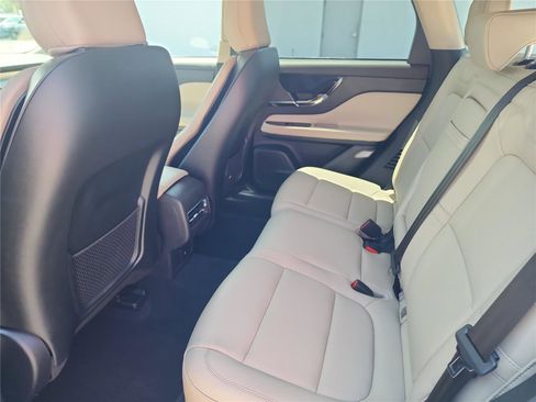 New 2026 Lincoln Corsair Premiere FWD image 17