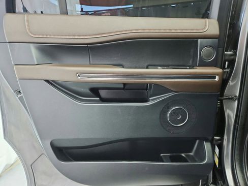 Used 2021 Ford Expedition Max King Ranch w/ Cargo Package image 26