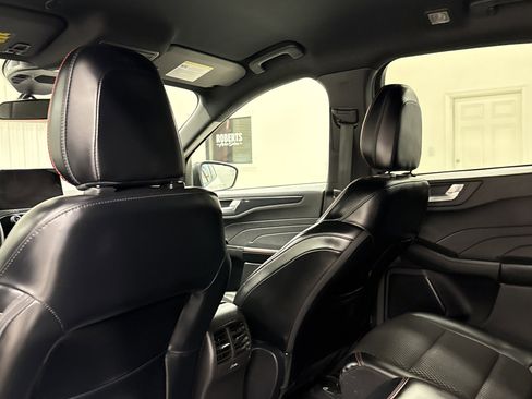 Used 2024 Ford Escape ST-Line w/ Equipment Group 301A image 14