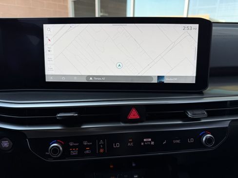 Used 2025 Kia Sorento S FWD image 20