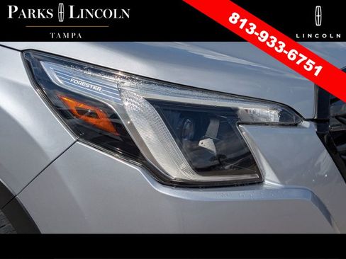 Used 2022 Subaru Forester Limited AWD/4WD image 6