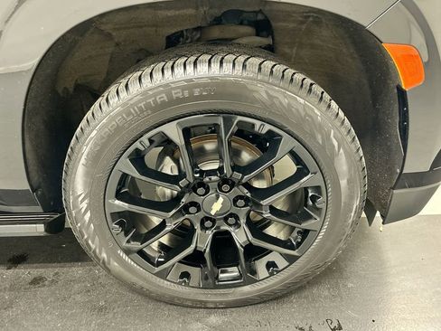 Used 2023 Chevrolet Tahoe High Country w/ LPO, Illumination Package image 8