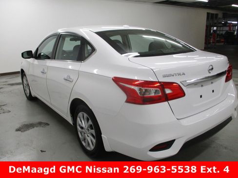 Used 2019 Nissan Sentra SV image 5