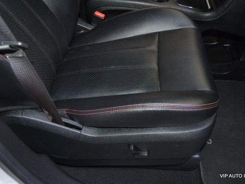 Used 2019 Dodge Grand Caravan GT image 14