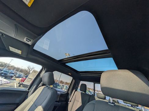 Used 2016 Ford F150 XLT w/ Equipment Group 302A Luxury image 28