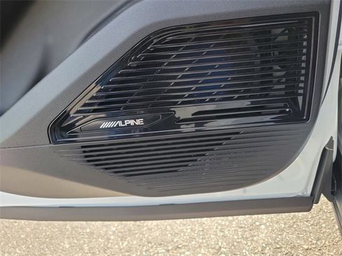 New 2026 Jeep Cherokee Overland image 16