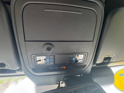 Certified 2025 Ford Bronco Outer Banks AWD/4WD image 39