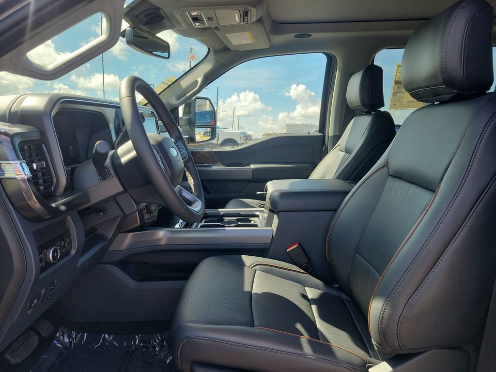 New 2026 Ford F350 Lariat w/ Black Appearance Package AWD/4WD image 13
