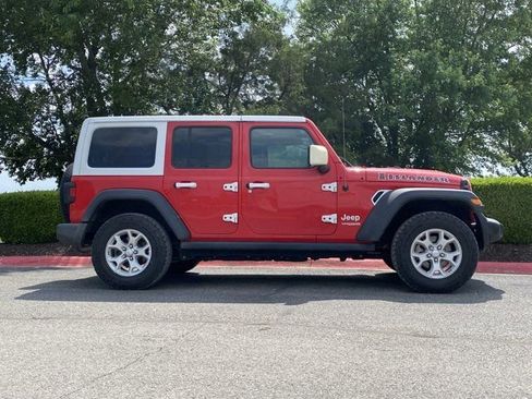 Used 2021 Jeep Wrangler Unlimited Sport AWD/4WD image 2