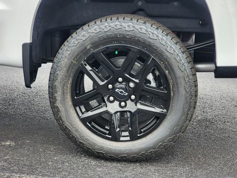 New 2026 Chevrolet Silverado 1500 LT Trail Boss w/ Convenience Package II image 10