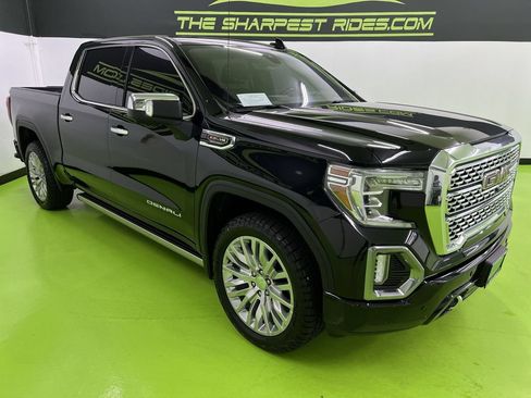 Used 2019 GMC Sierra 1500 Denali w/ Denali Ultimate Package AWD/4WD image 2