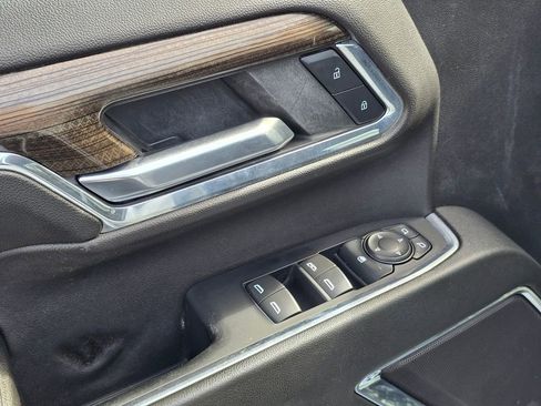 Used 2024 Chevrolet Silverado 3500 LT w/ Convenience Package image 21