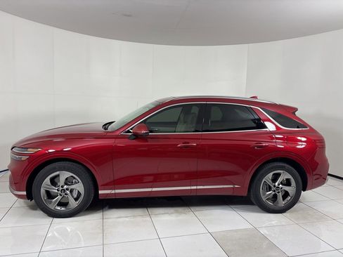 New 2026 Genesis GV70 2.5T Advanced AWD/4WD image 2
