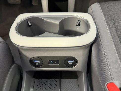 Used 2024 Hyundai Ioniq 5 SEL image 16