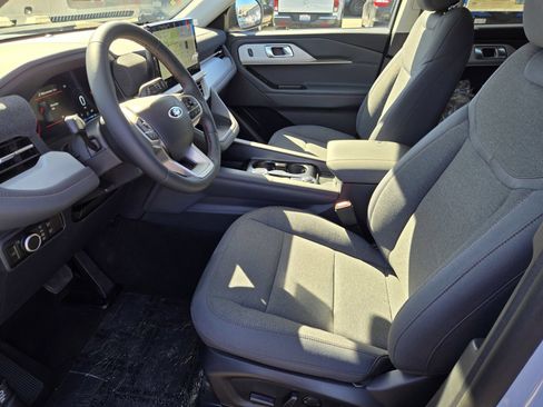 New 2026 Ford Explorer Active AWD/4WD image 19